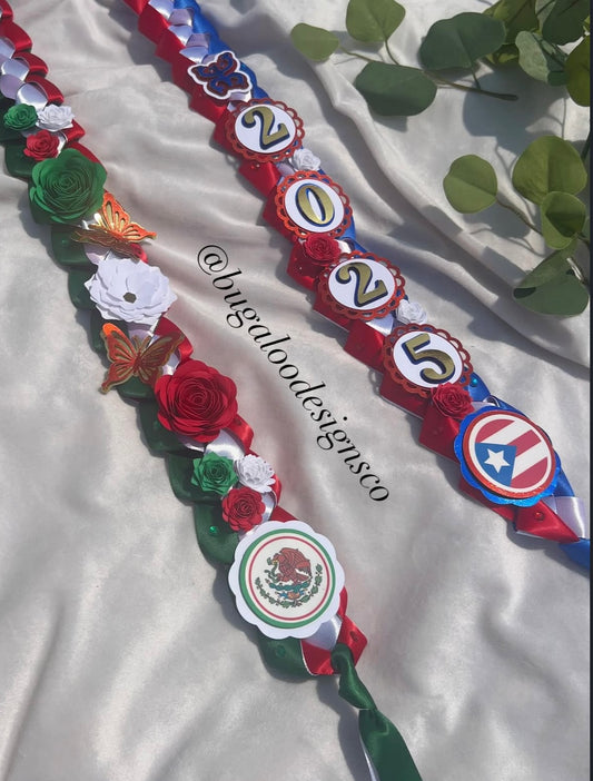 Graduation Lei - deluxe