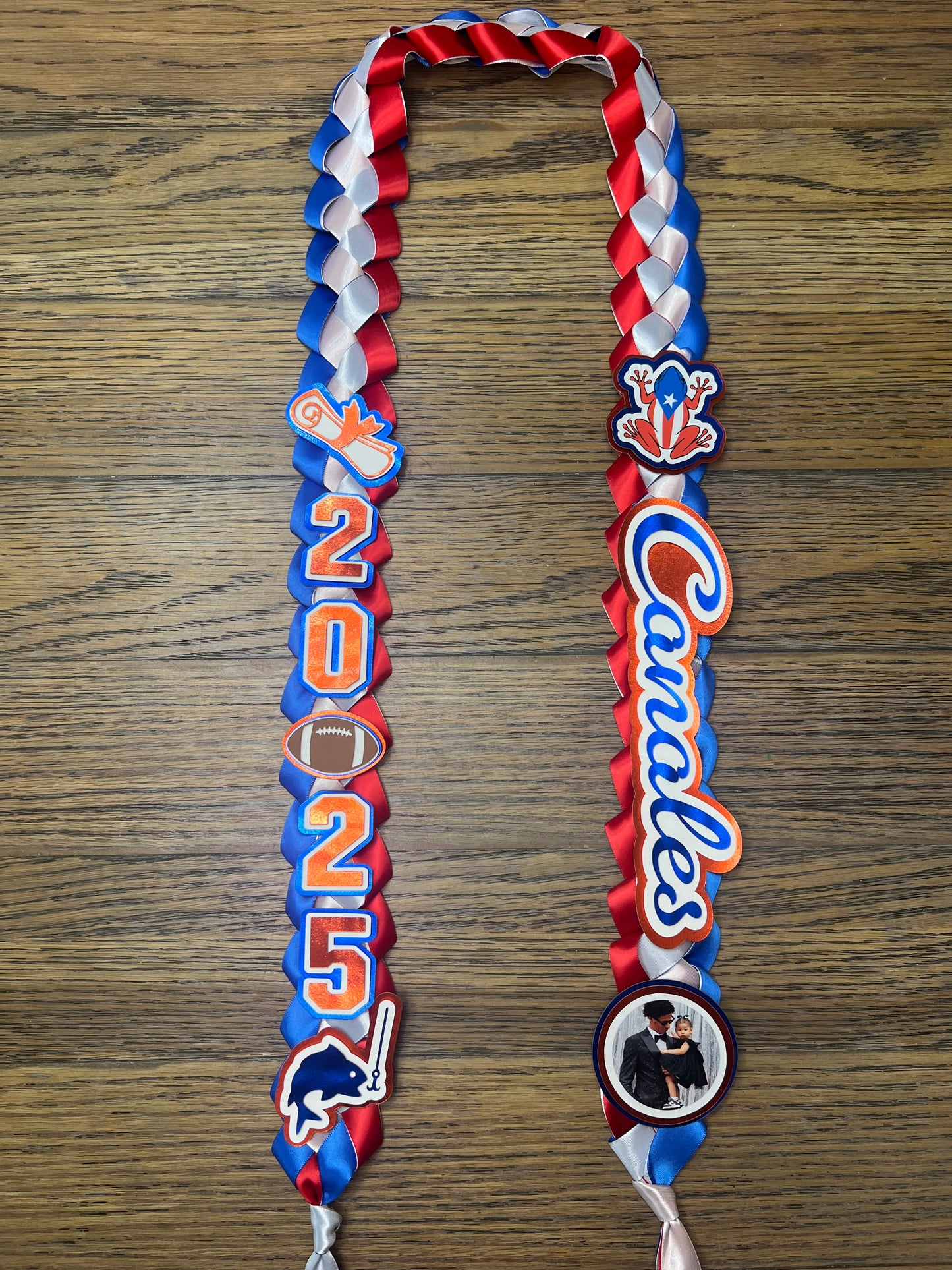 Graduation Lei - deluxe